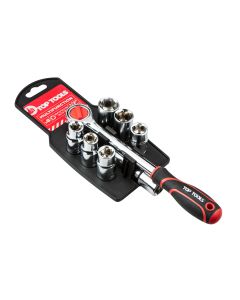 Socket wrenches
